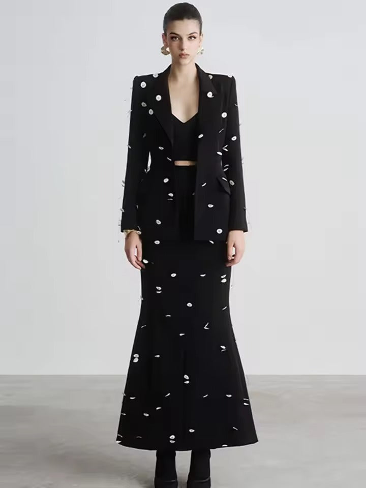 Two-Piece Set with Fitted Blazer and Long Skirt - Black