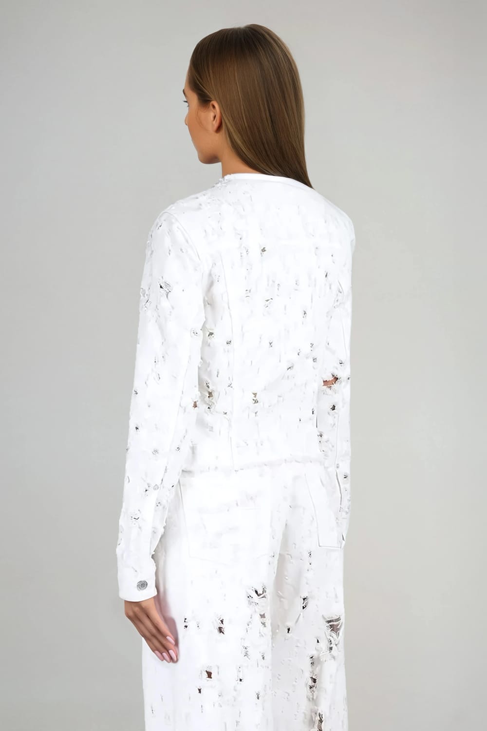 Two-Piece Set with Distressed Jacket and Wide-Leg Jeans - White