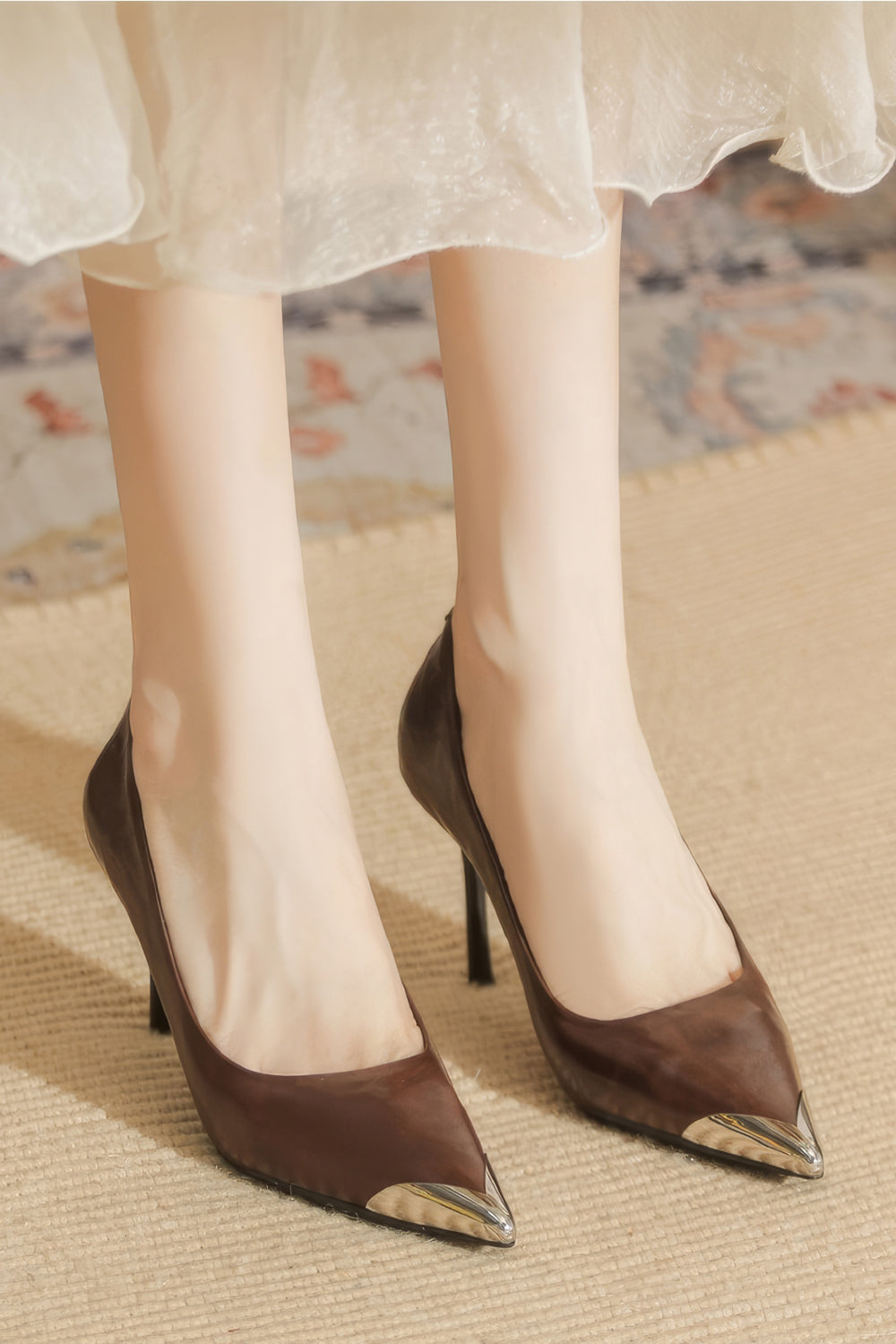Pointed Shoe with Metal Tip - Brown