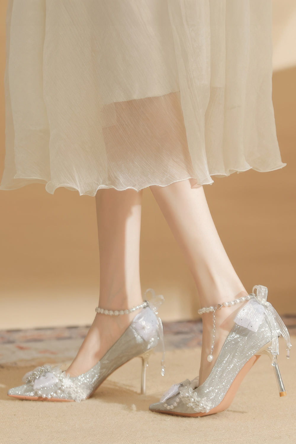 Embellished Bows and Pearl Straps Pointed Heels - Silver
