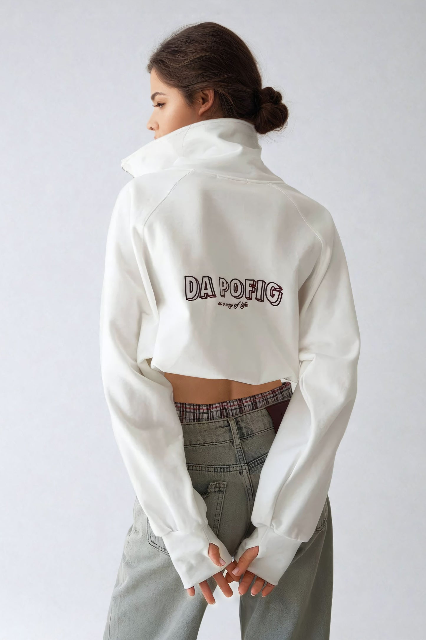 Wide Collar Cropped Sweater - White