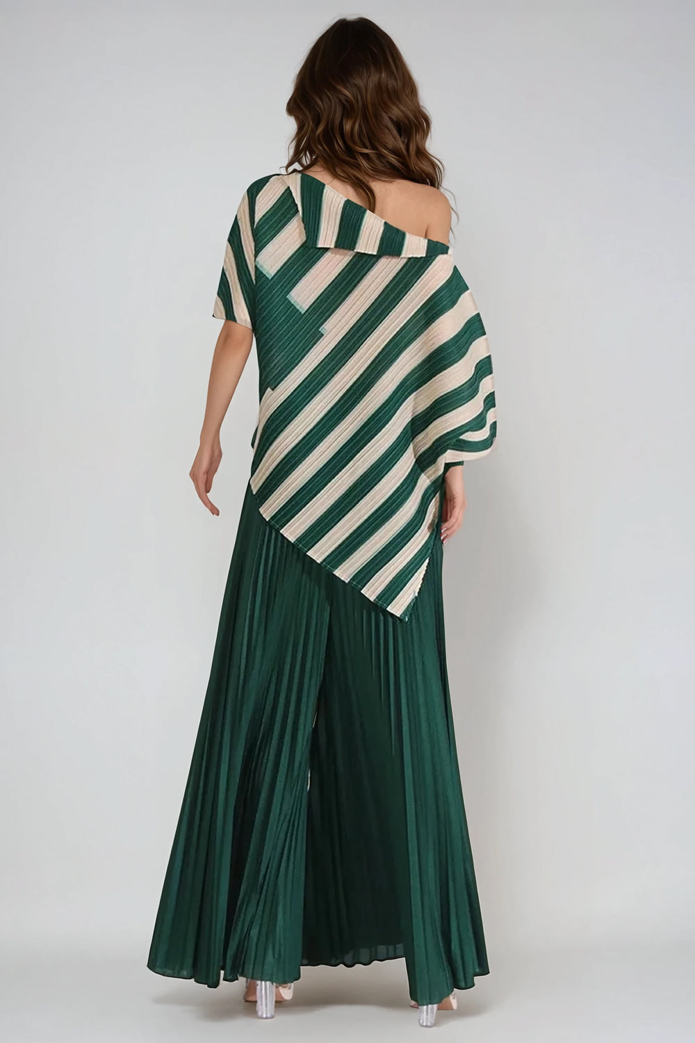 Two-Piece Set with Asymmetrical Top and Pleated Wide-Leg Trousers - Green