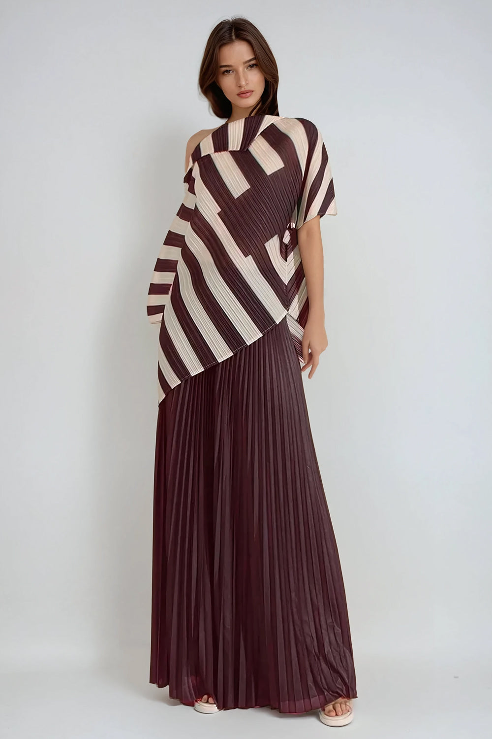 Two-Piece Set with Asymmetrical Top and Pleated Wide-Leg Trousers - Brown