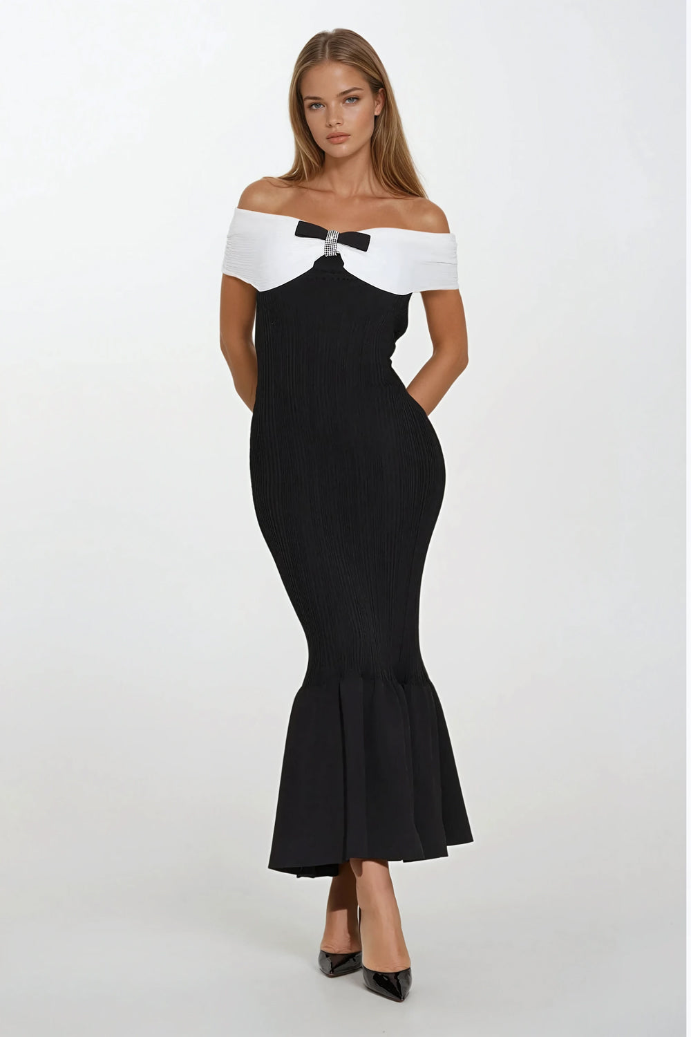 Off-Shoulder with Bow Detail Midi Dress - Black