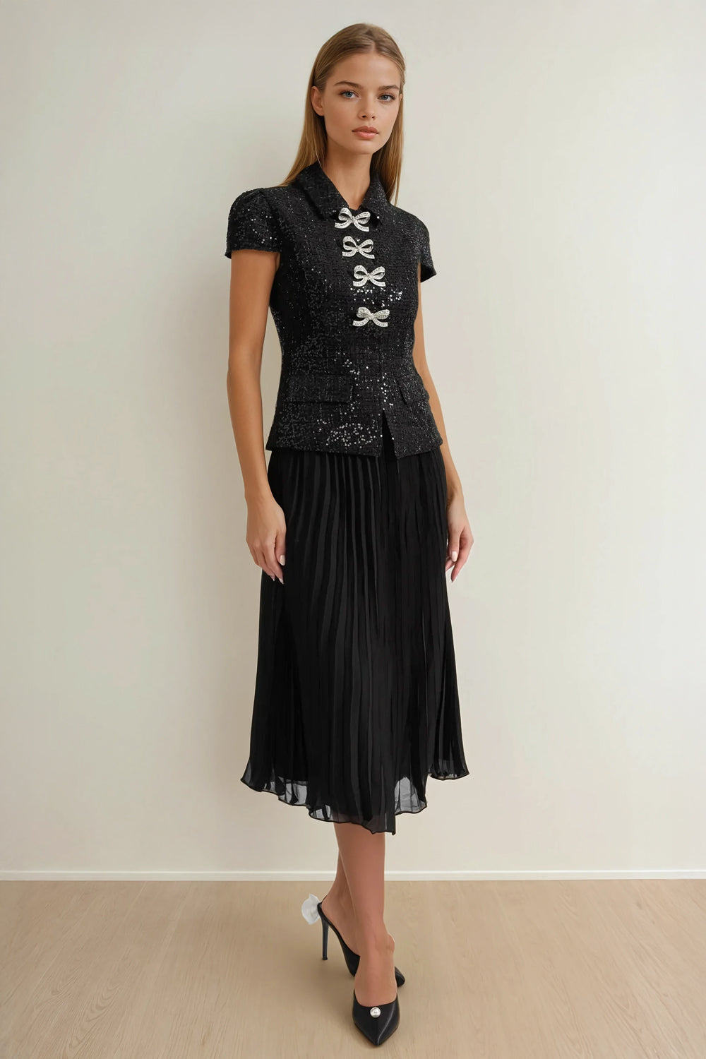 Two-Piece Set with Sequined Short Sleeve Top and Pleated Skirt - Black