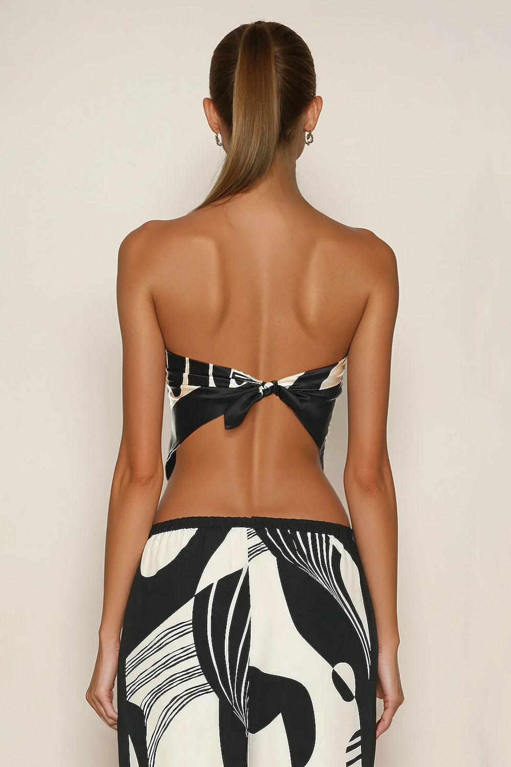 Two-Piece Set with Abstract Bandeau Top and Wide-Leg Pants - Black