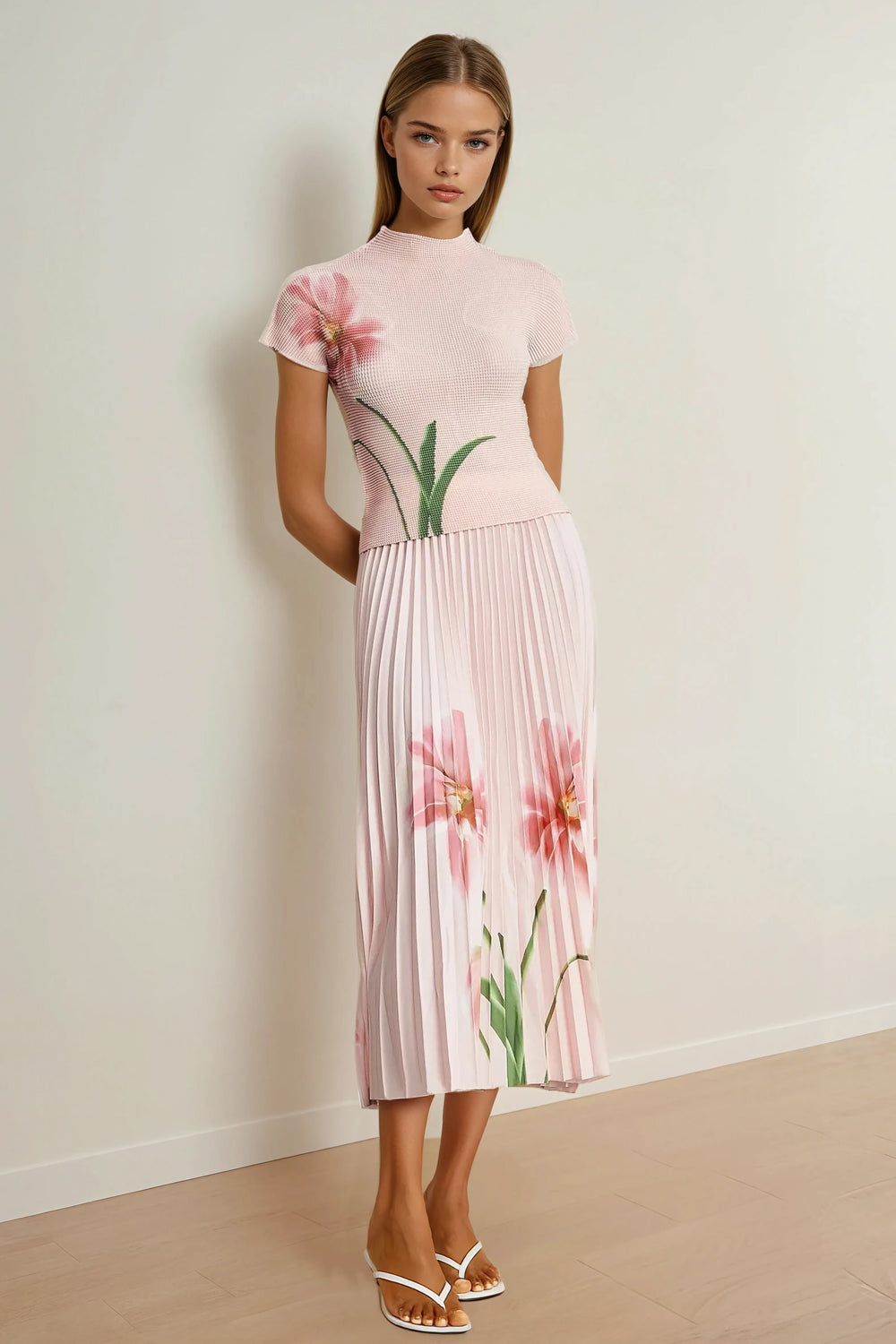 Two-Piece Set with Printed Top and Pleated Skirt - Pink