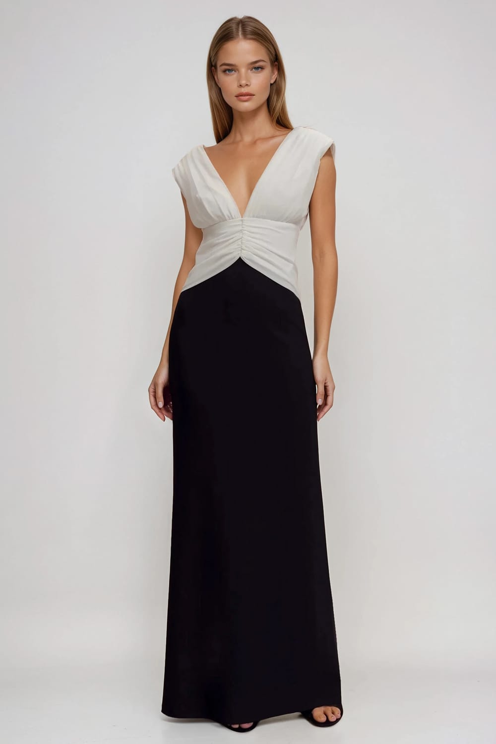 Maxi Dress with Ruched Waist and Structured Shoulders - Black