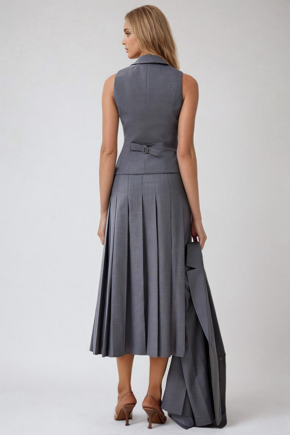 Two-Piece Set with Vest and Pleated Skirt - Gray