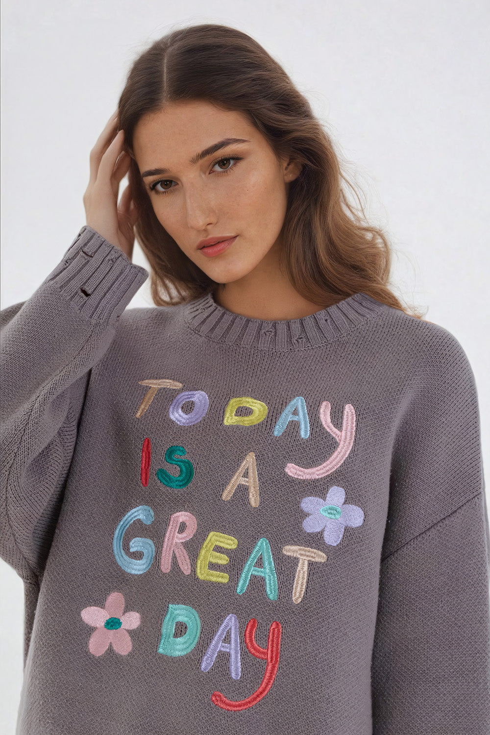 Oversized Knitted Sweater with Embroidered Slogan - Gray