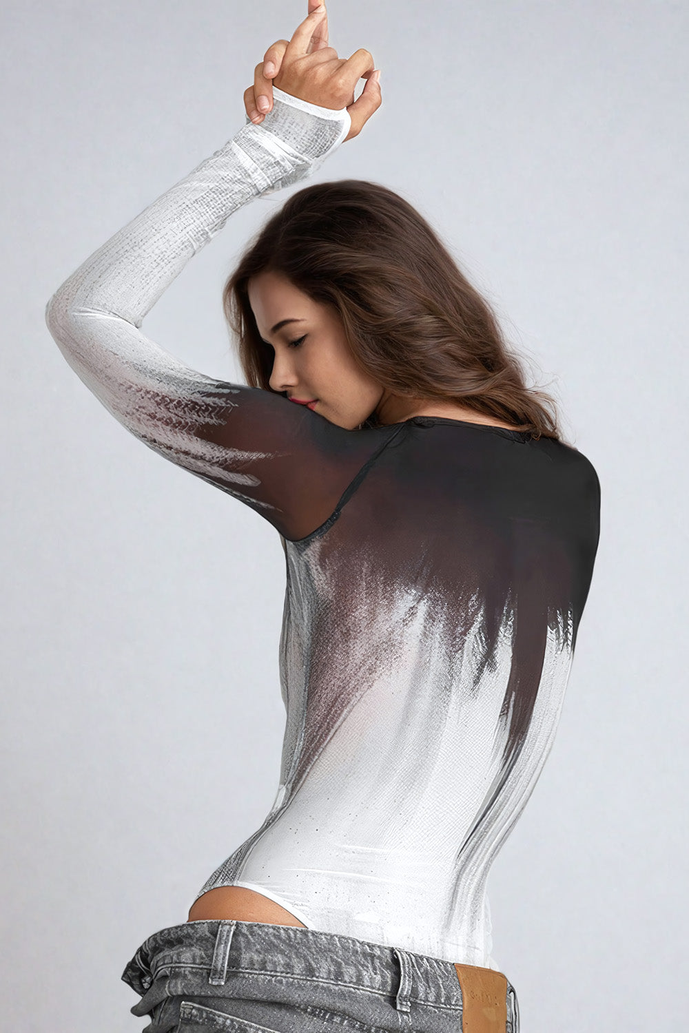Long-Sleeve Bodysuit with Gradient Style - White