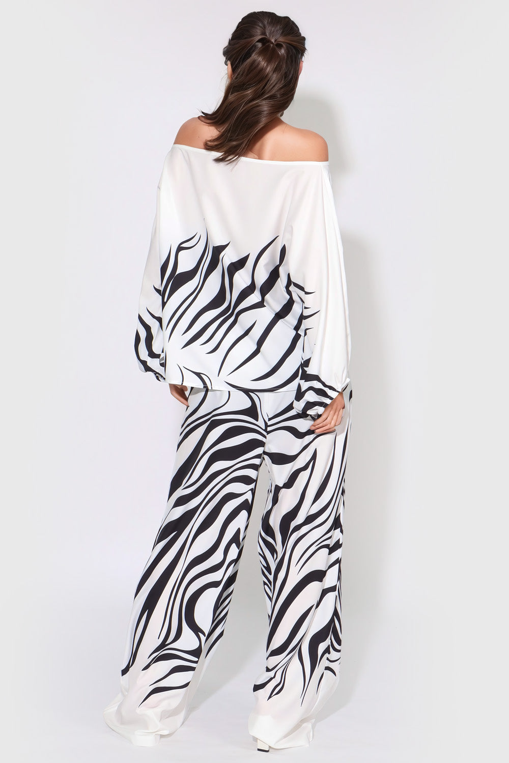Patterned Two-Piece Set with Flowy Design - White & Black
