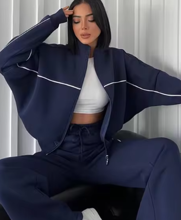 Two-Piece Set with Cropped Jacket and Wide-Leg Trousers - Blue