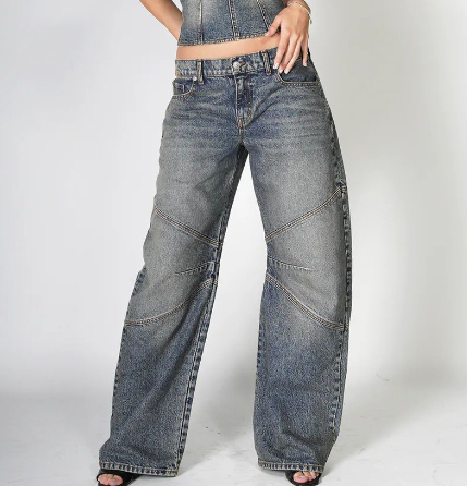 Wide-Leg Jeans with Curved Stitch Detailing - Blue