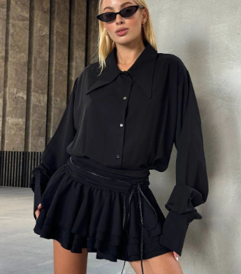 Two-Piece Set with Wide Collar Shirt and Layered Pleated Shorts - Black