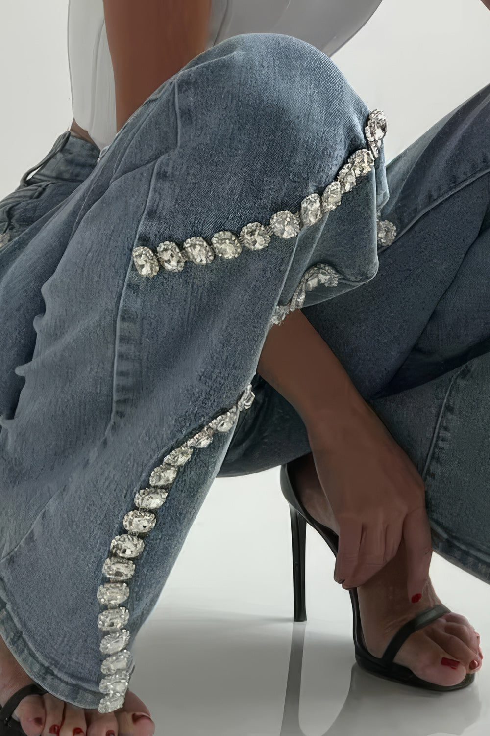 Pearl-Embellished High-Waisted Wide-Leg Jeans - Blue