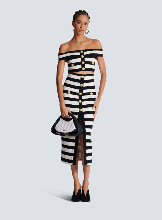 Two-Piece Set with Off-Shoulder Top and High-Waist Skirt with Buttons - Black
