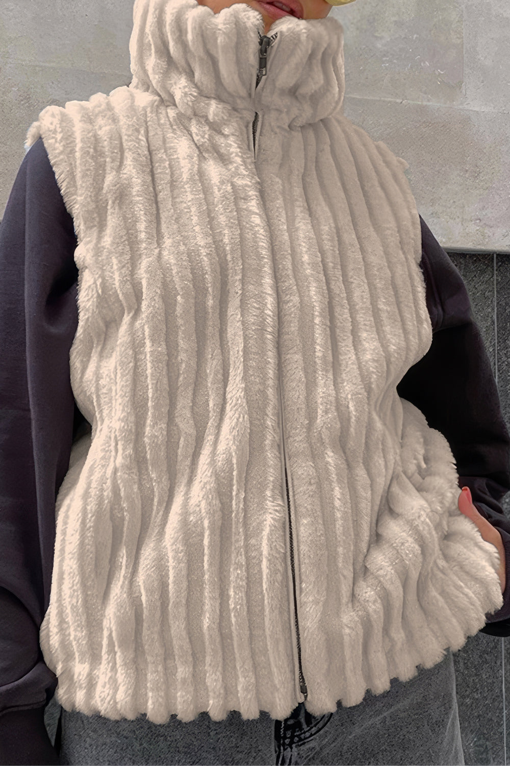 Sleeveless Jacket with High Neck