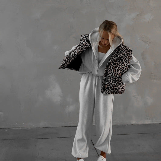 Puffer Vest with Leopard Print - Brown