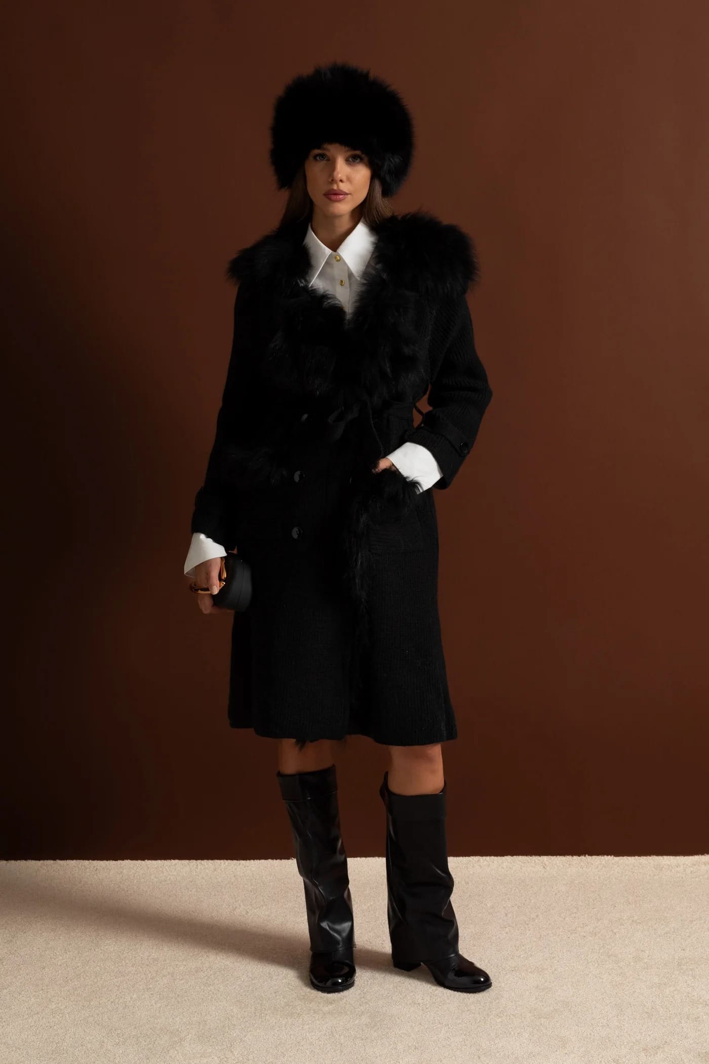 Belted Knit Coat with Fur Trim Detail - Black