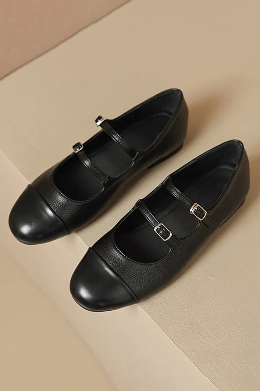 Triple Strap Round-Toe Flat Shoes - Black