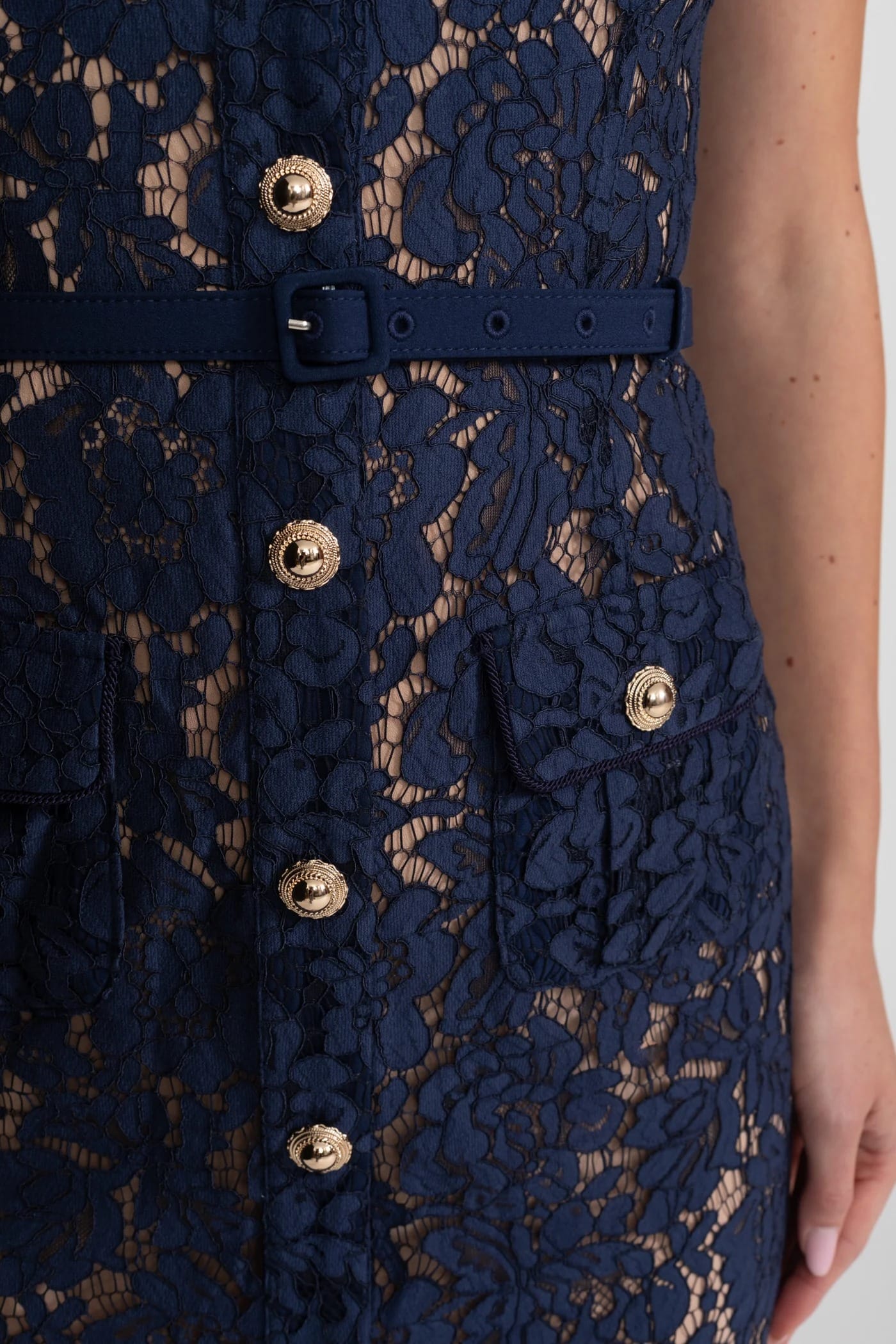 Short Sleeve Lace Midi Dress with Belt - Blue