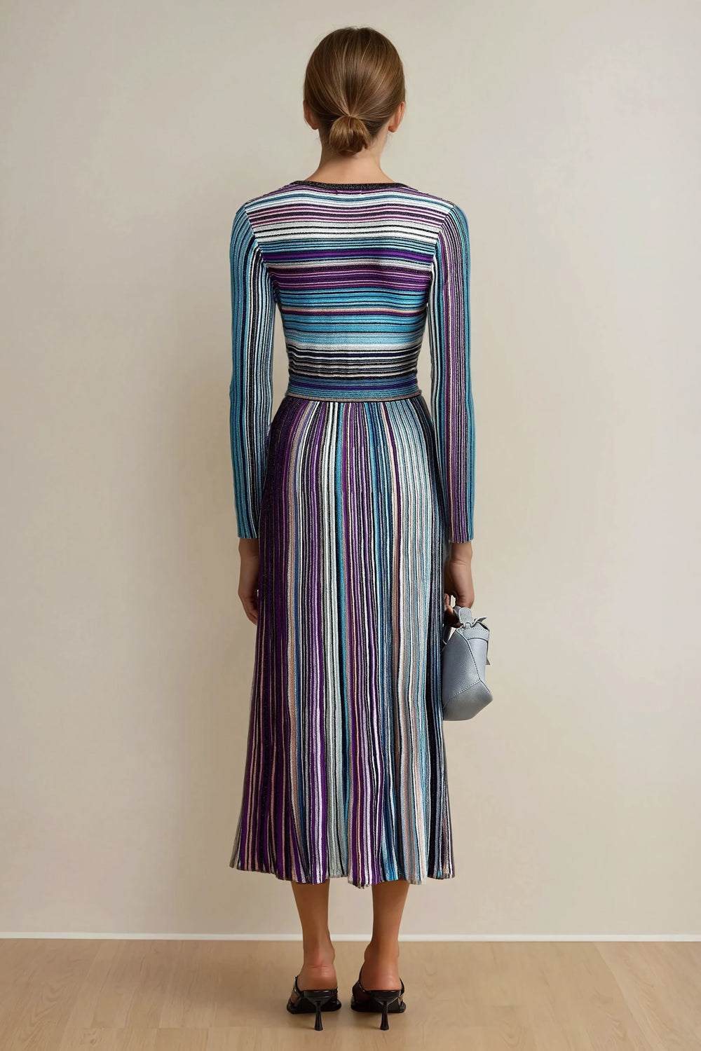 V-Neck Long Sleeve Pleated Midi Dress - Blue