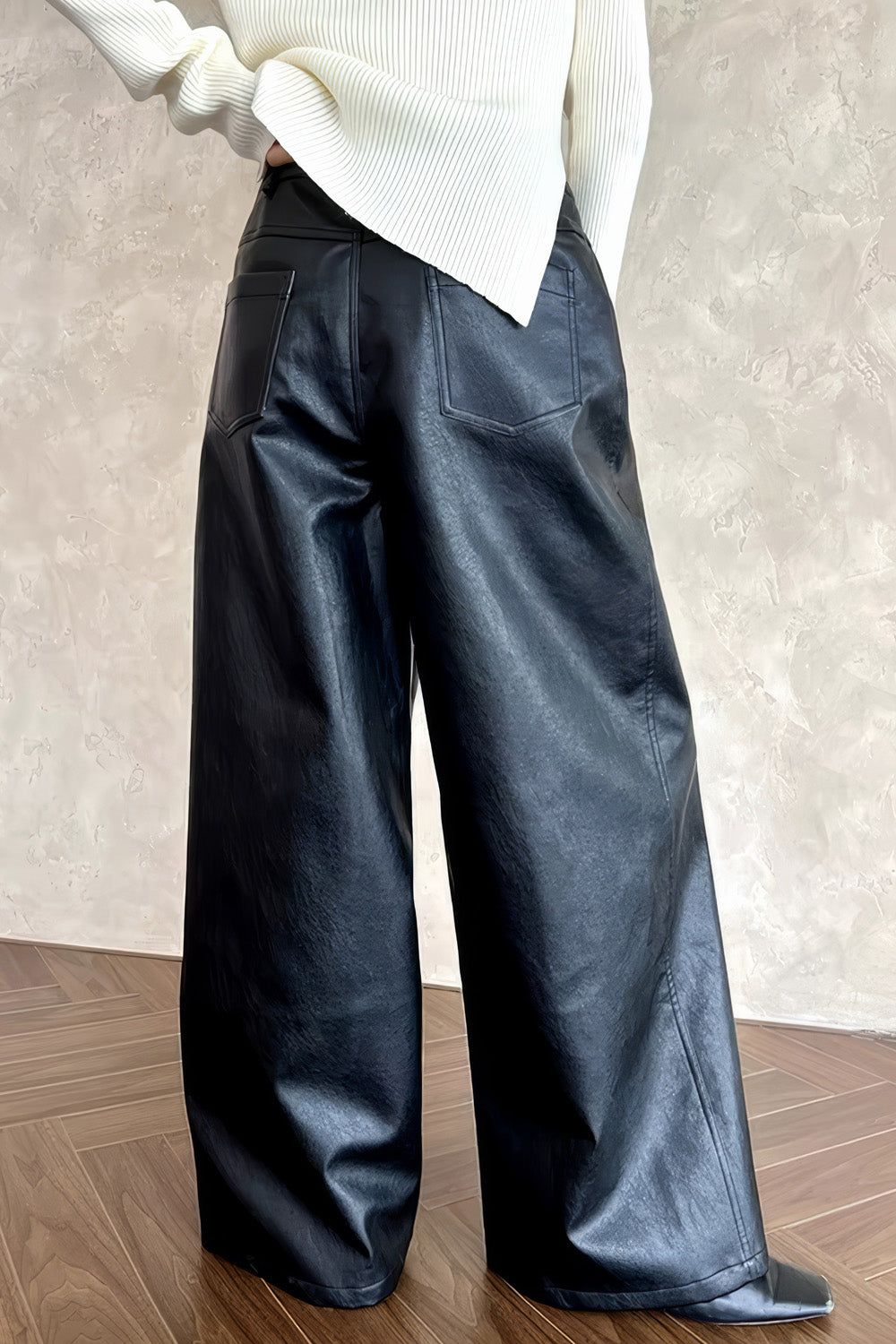 High-Waisted Wide-Leg Leather Trousers - Black