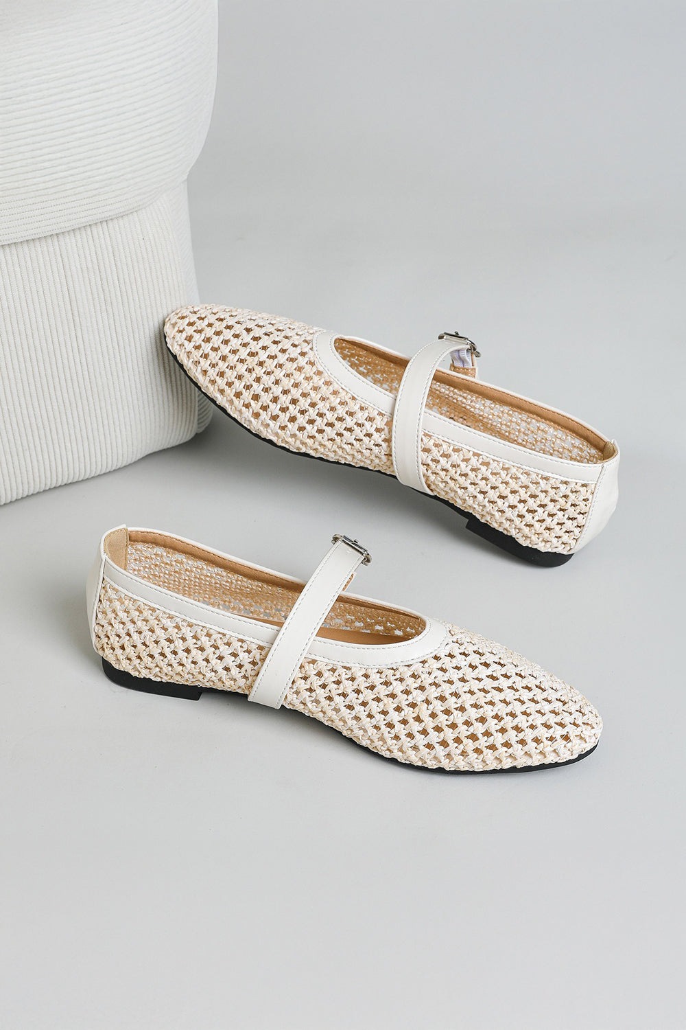 Woven Buckle Flats Shoes - White