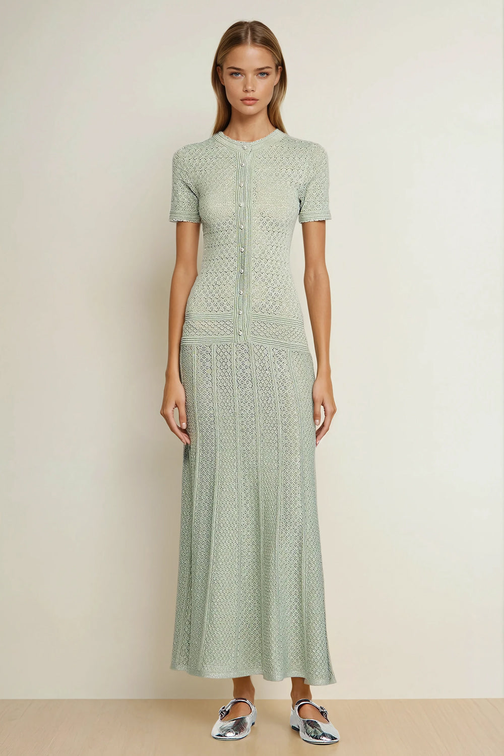 Knitted Maxi Dress with Short Sleeves and Front Buttons - Green