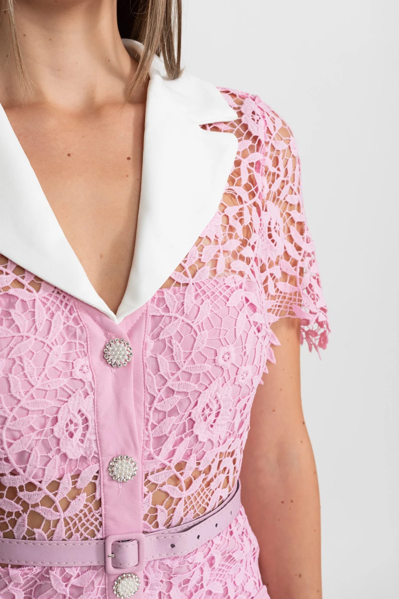 Lace Short Sleeve Mini Dress with Collar and Belt - Pink