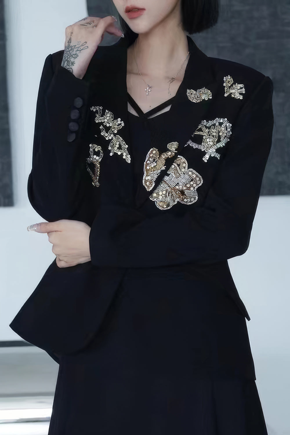 Embellished Single-Breasted Tailored Blazer