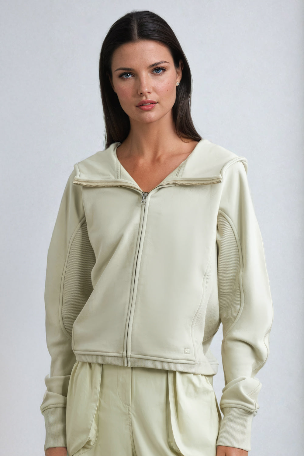 Two-Piece Set with Zip-Up Hoodie and Cargo Trousers - Beige