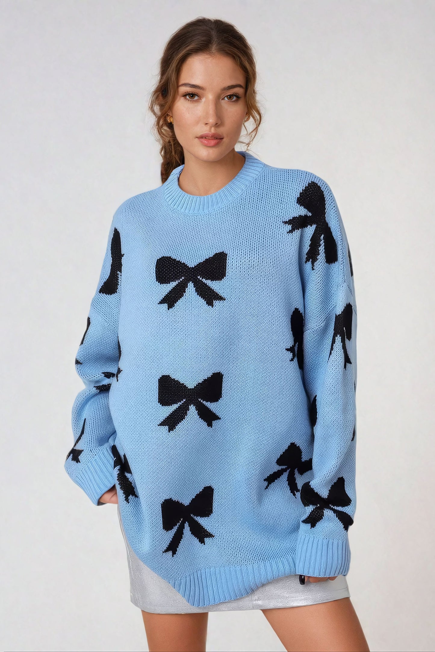 Oversized Knitted Sweater with Bow Pattern - Blue