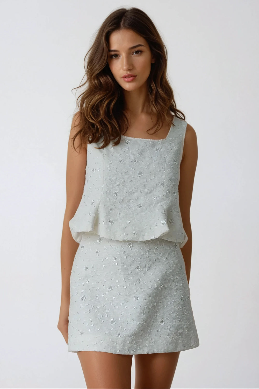 Two-Piece Set with Textured Top and Mini Skirt - White