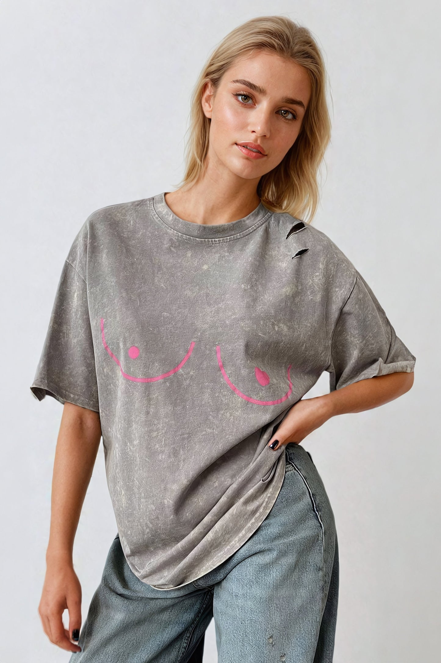 Oversized Distressed Graphic T-Shirt with Abstract Print - Gray