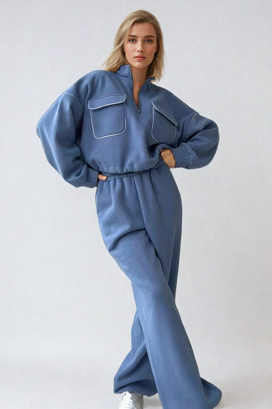 Two-Piece Set with Cropped Sweatshirt and High-Waisted Sweatpants - Blue