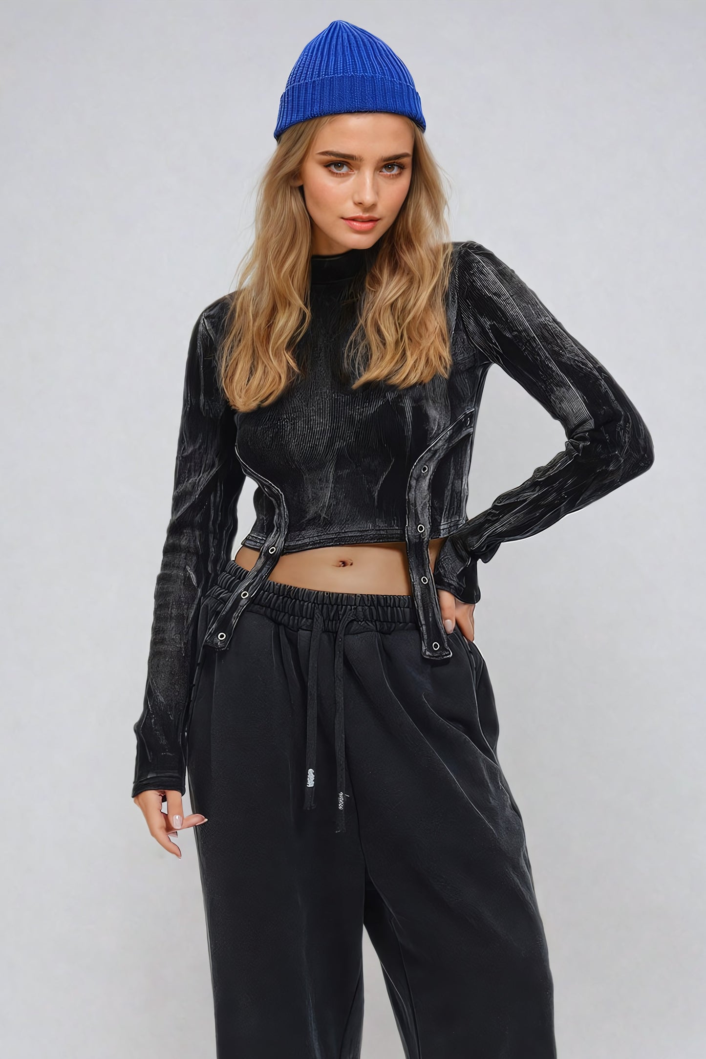 Longsleeve High-Neck Washed Crop Top - Black