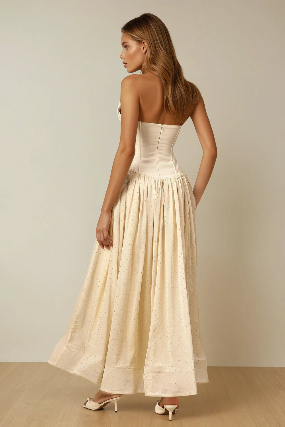 Halter Maxi Dress with Fitted Waist and Flowing Skirt - Beige