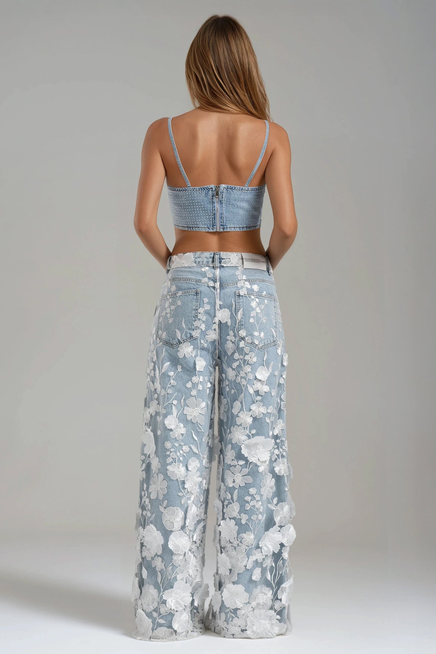 Wide Leg Jeans with Floral Embroidery - Blue