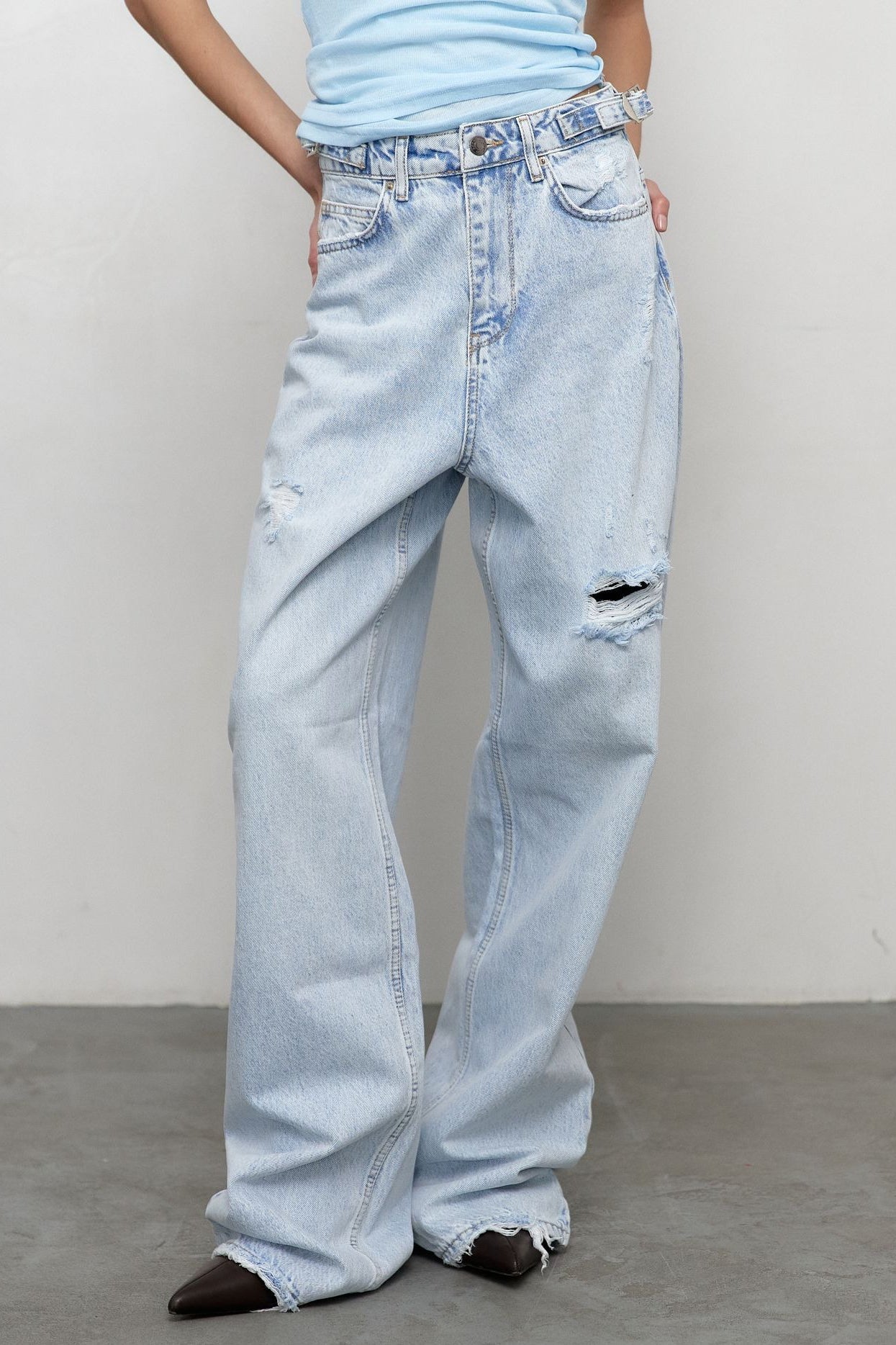 Distressed Straight Leg Jeans - Blue