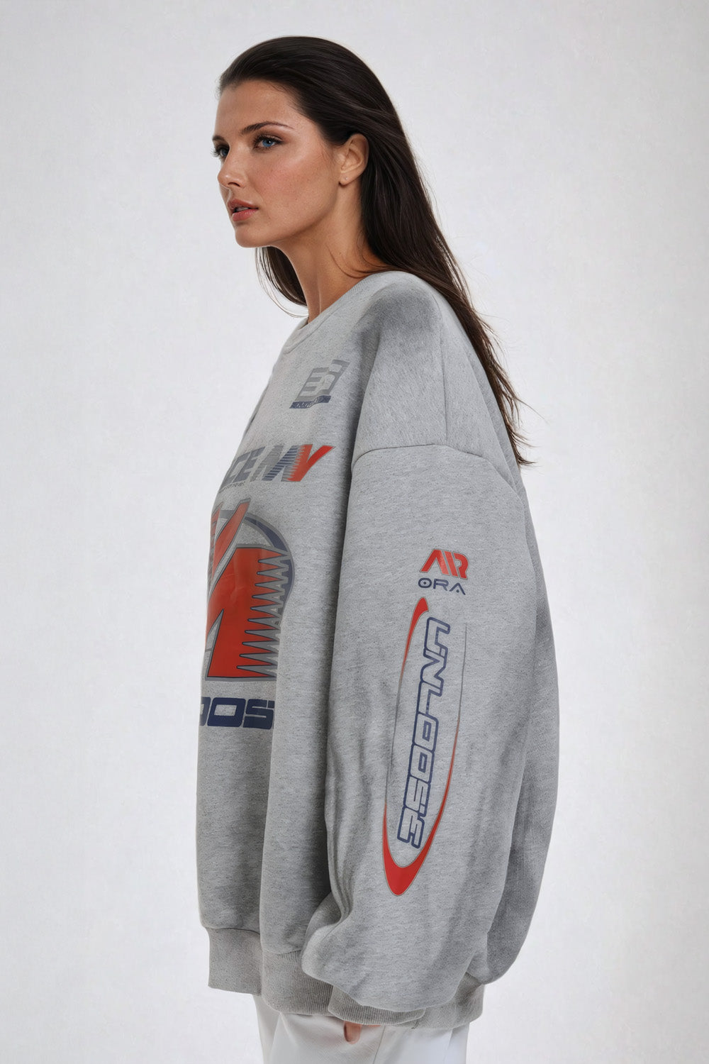 Oversized Graphic Print Sweatshirt with Crew Neck - Gray