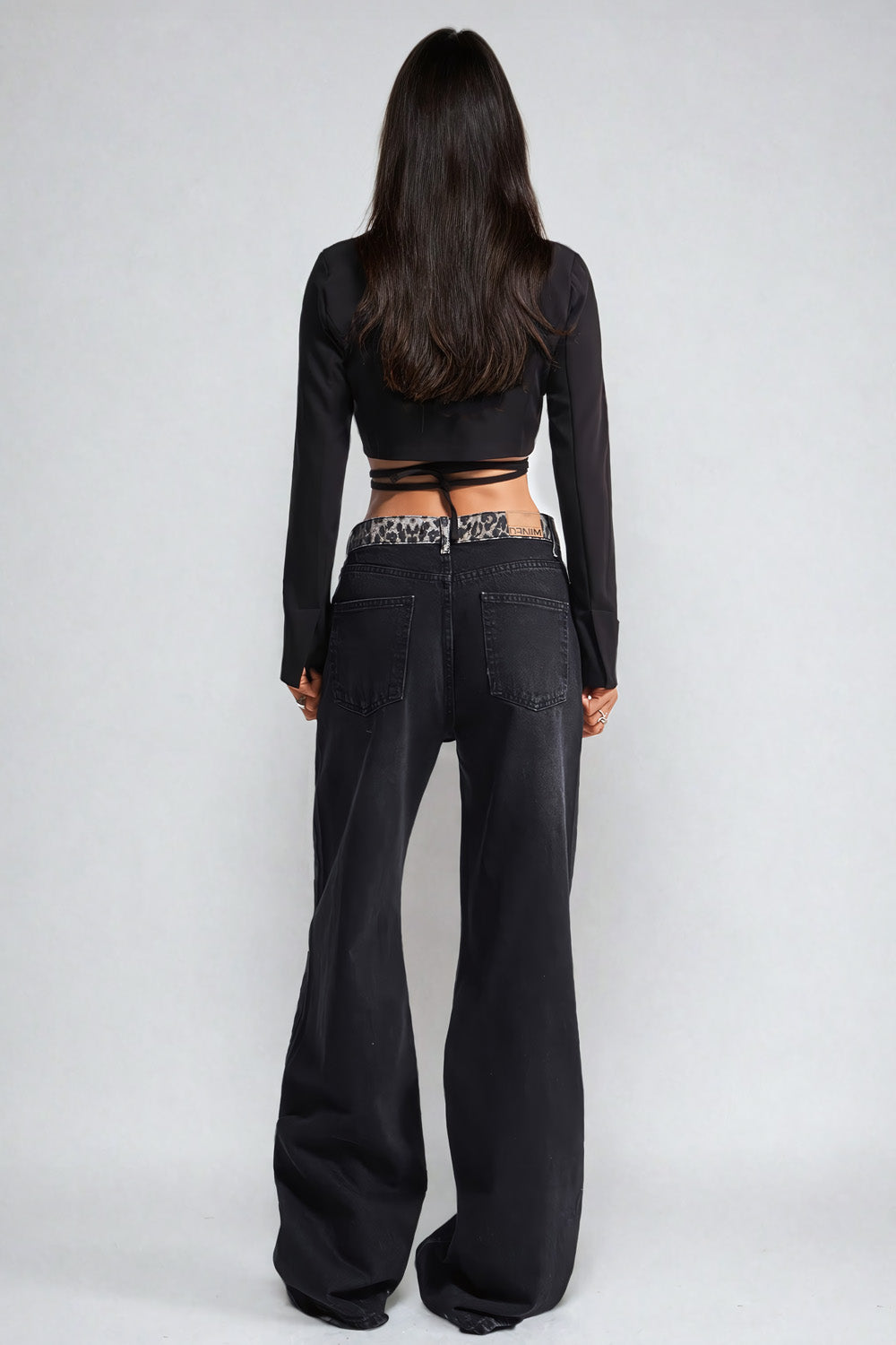 Wide-Leg Jeans with Contrasting Waistband Detail - Black