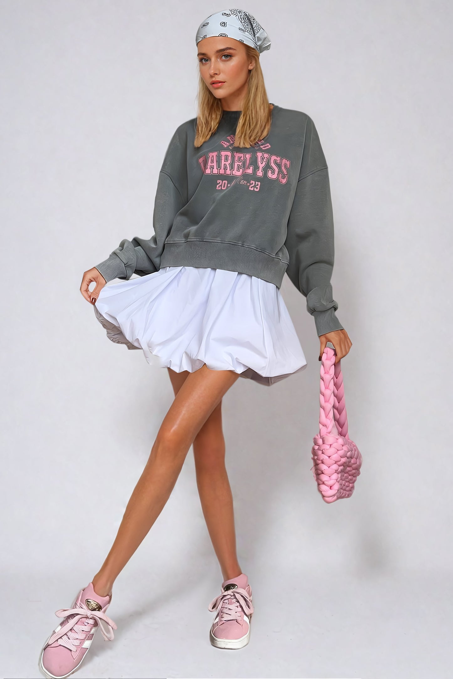 Oversized Graphic Sweatshirt with Retro Print - Gray