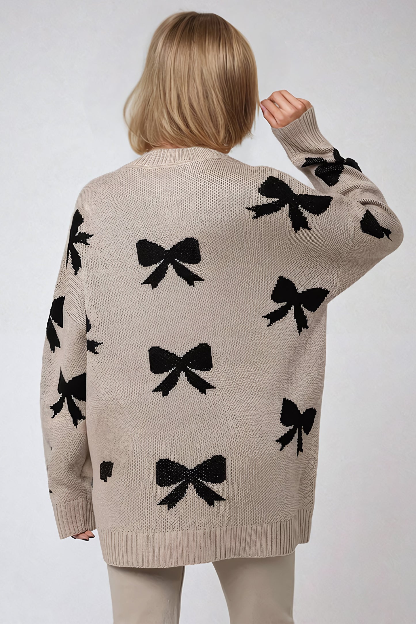 Oversized Bow-Pattern Sweater with Ribbed Crew Neckline - Brown