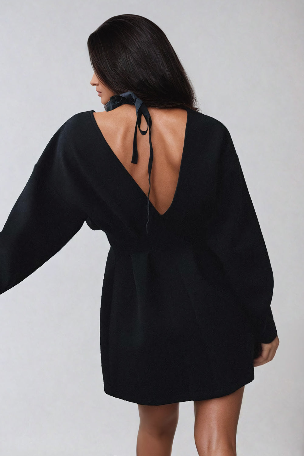 Longsleeves Mini Dress with Open Back - Black