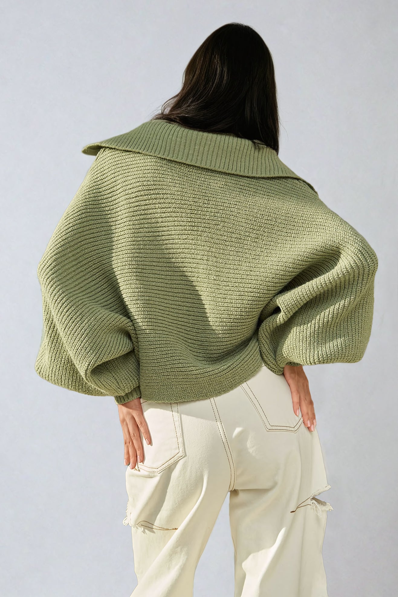 Oversized Ribbed Knit Sweater with V-Neck and Wide Collar - Green