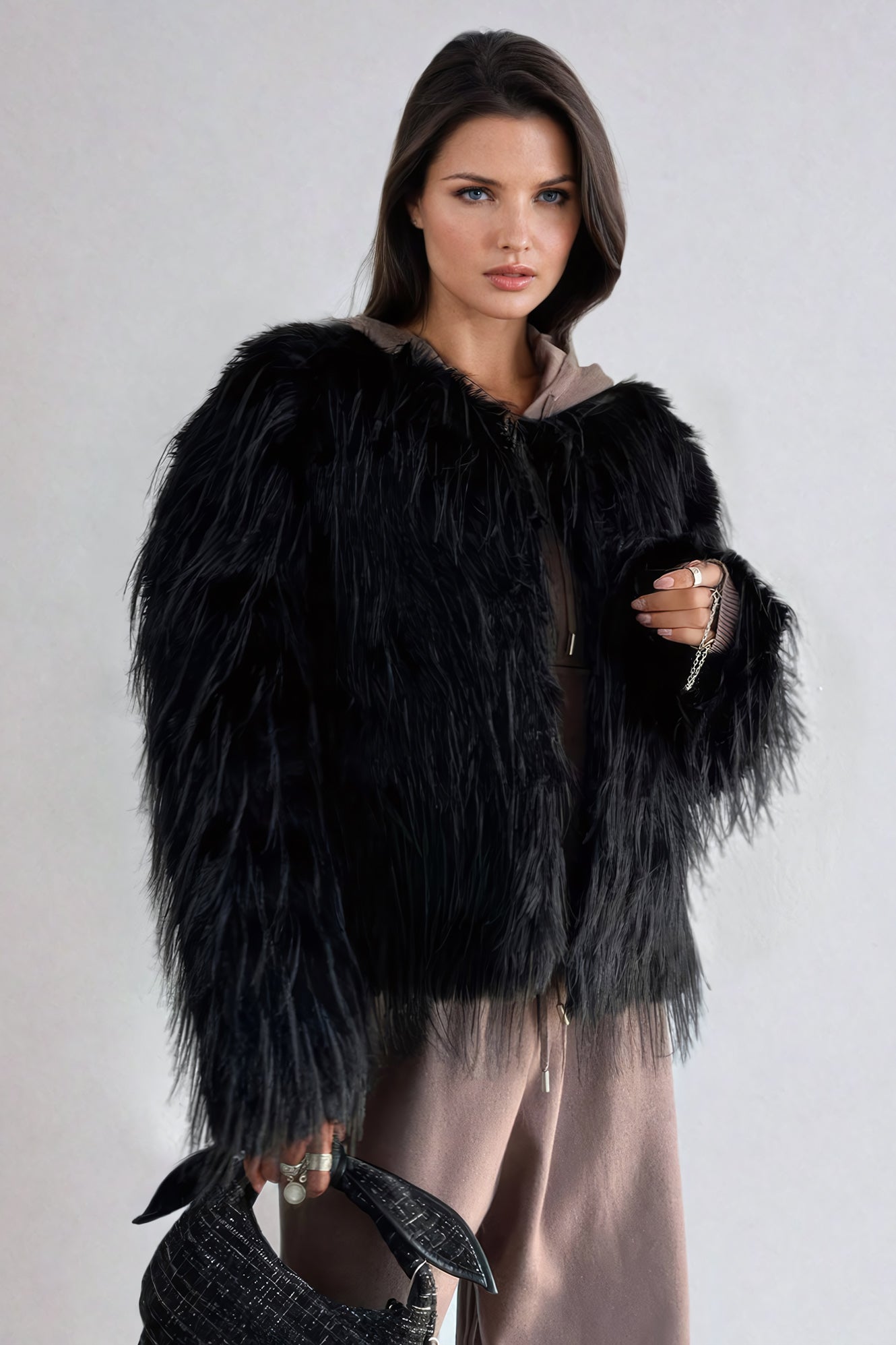 Round Neck Fur Coat - Black