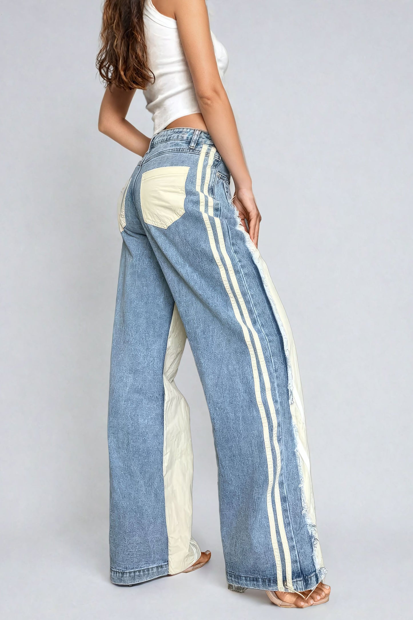 Wide-Leg Patchwork Jeans - White