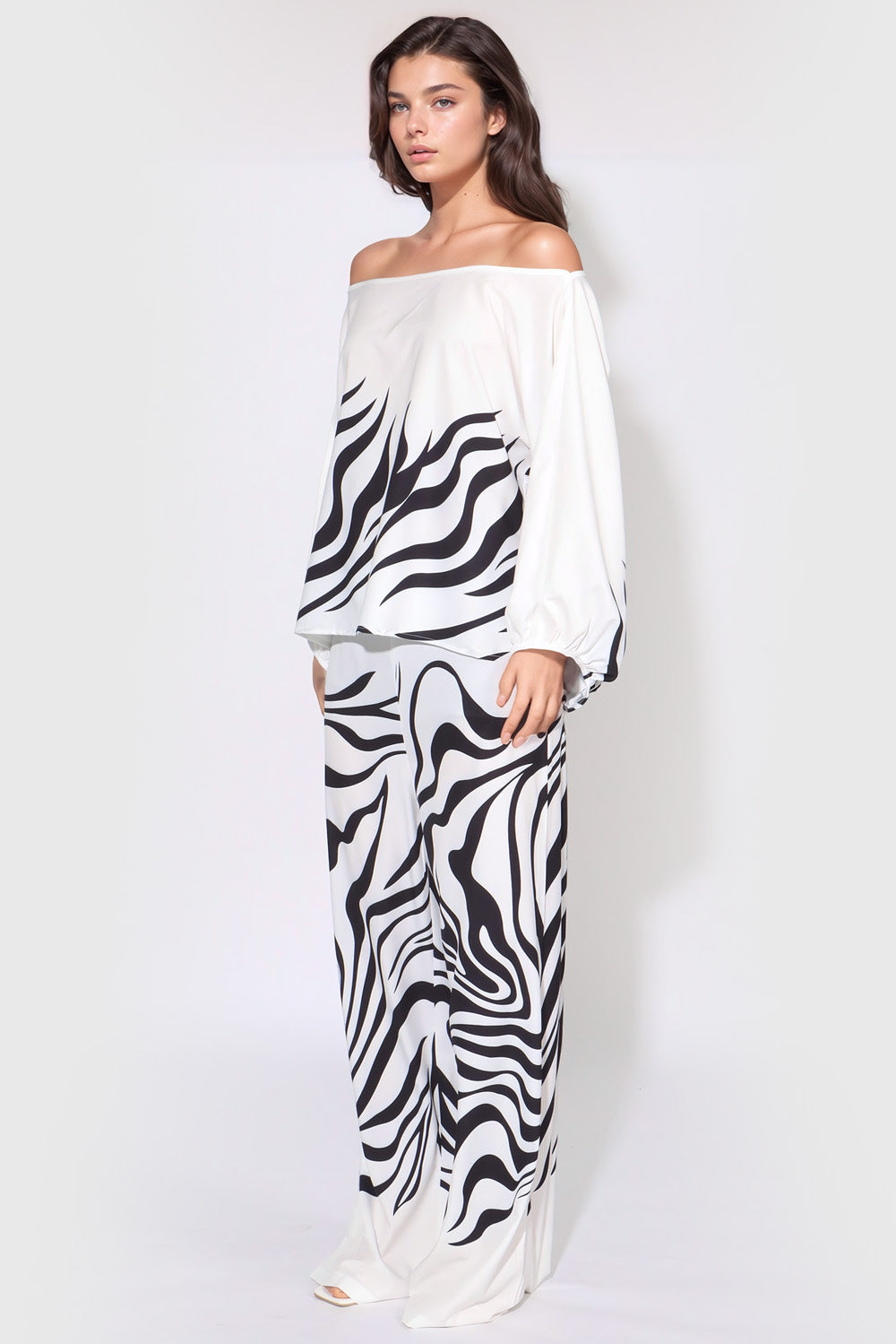 Patterned Two-Piece Set with Flowy Design - White & Black